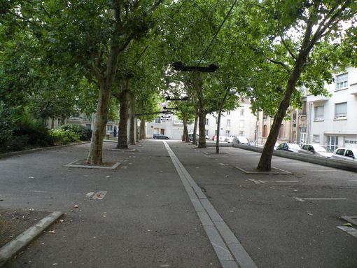  parking de la place de la Croix de Bourgogne